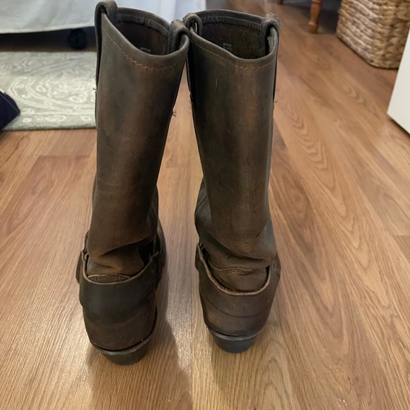 Women’s Frye leather moto square toe boots - Picture 4 of 8